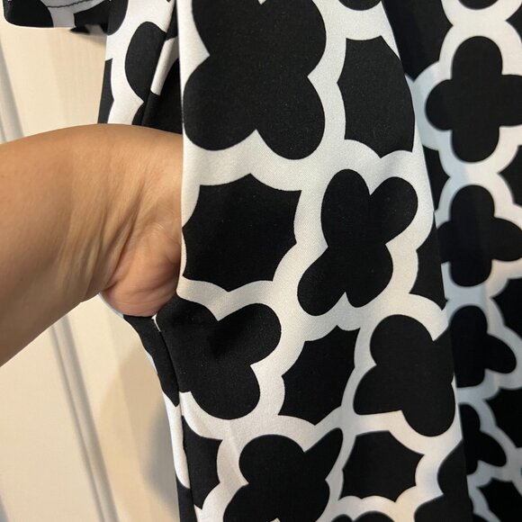 Black & White Dress Size 3XL - Picture 3 of 6